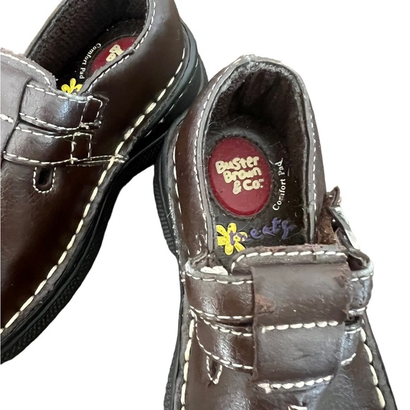Buster Brown Megan style little girls shoes in size 8. Leather and never worn - Picture 4 of 9